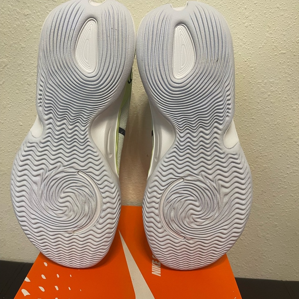 Men’s sneaker